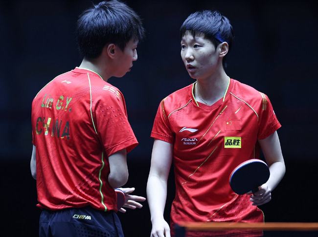 球赛场上 球赛场上