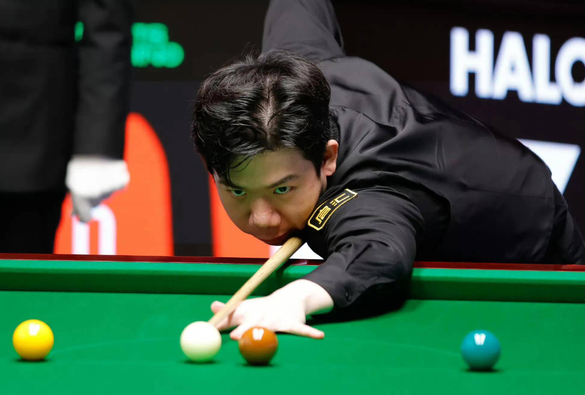 使得年轻球 使得年轻球