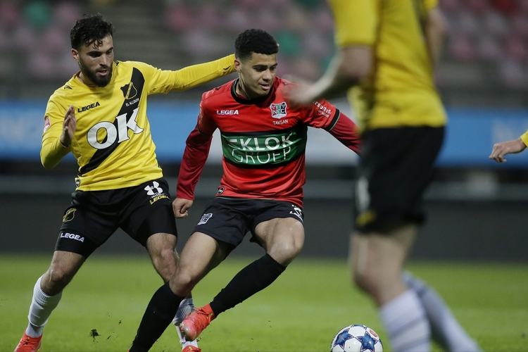 少支持者感 少支持者感